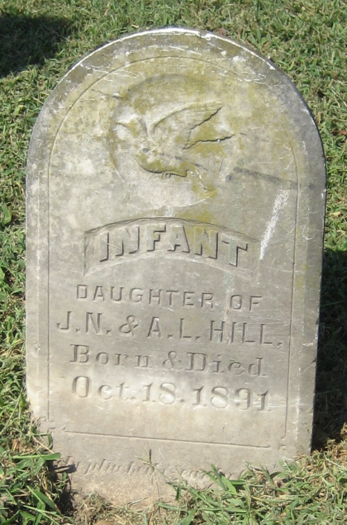 All photos are the property of LaCemeteries © and may